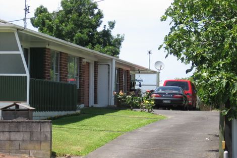 Photo of property in 2/21 Henry Street, Avondale, Auckland, 1026