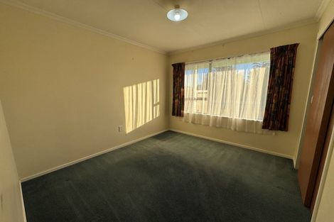 Photo of property in 15 Hillcrest Drive, Kelvin Grove, Palmerston North, 4414