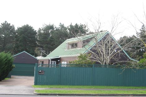 Photo of property in 135 Carnoustie Drive, Wattle Downs, Auckland, 2103