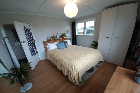 Photo of property in 54 Fonblanque Street, Westport, 7825