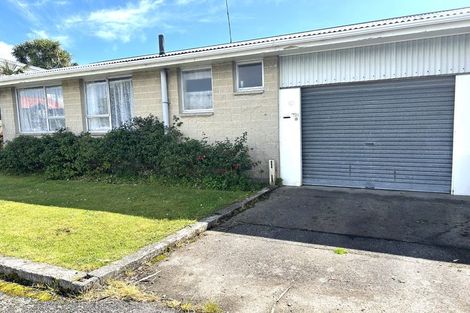 Photo of property in 15 Brougham Street, Westport, 7825