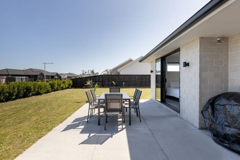 Photo of property in 51 Manawa Road, Papamoa Beach, Papamoa, 3118