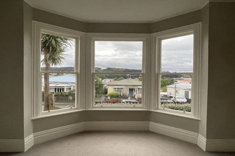 Photo of property in 98 Wallace Street, Mount Cook, Wellington, 6021