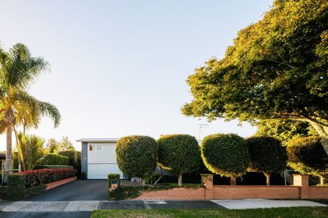 Photo of property in 5 Marnane Terrace, St Andrews, Hamilton, 3200