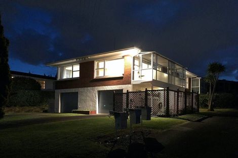 Photo of property in 1/3 Onepoto Road, Hauraki, Auckland, 0622
