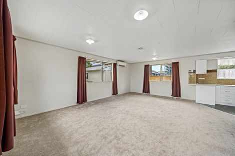 Photo of property in 11a Keeling Road, Henderson, Auckland, 0612