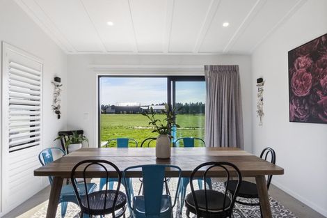 Photo of property in 25 Margot Lane, Matangi, Hamilton, 3283