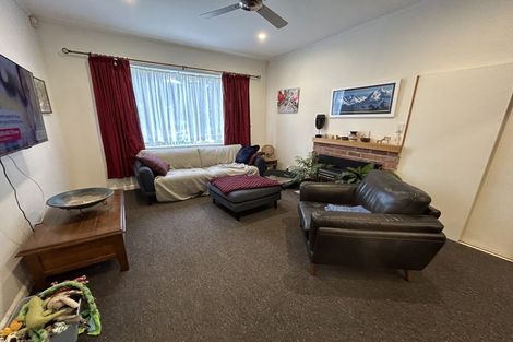 Photo of property in 222 Keyes Road, New Brighton, Christchurch, 8083