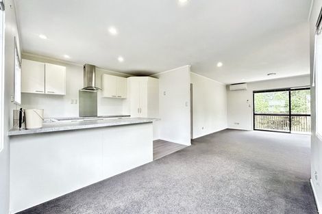 Photo of property in 4b Kathy Terrace, Stanmore Bay, Whangaparaoa, 0932