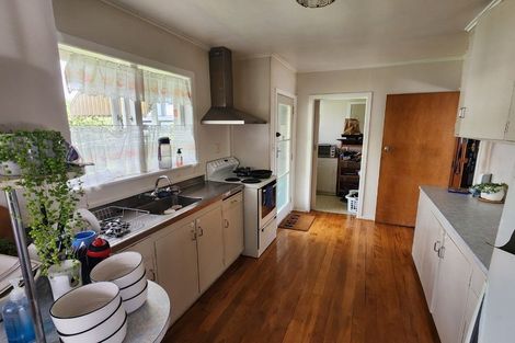 Photo of property in 30 Edinburgh Avenue, Rosehill, Papakura, 2113