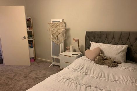 Photo of property in 1 Waitaua Street, Papakura, 2110