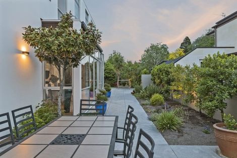 Photo of property in 8 Royds Street, Fendalton, Christchurch, 8014