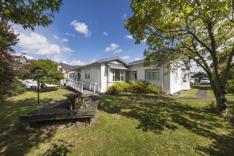 Photo of property in 22 Palm Avenue, Hokowhitu, Palmerston North, 4410