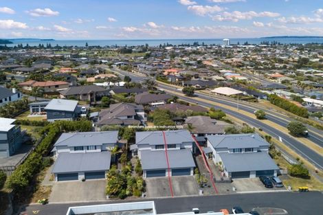 Photo of property in 66c Grand Drive, Orewa, 0931