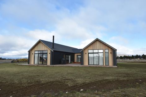 Photo of property in 9 Avlis Place, Twizel, 7901