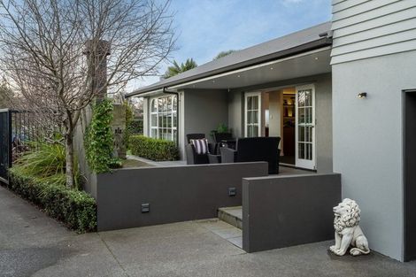 Photo of property in 26 Grahams Road, Ilam, Christchurch, 8041