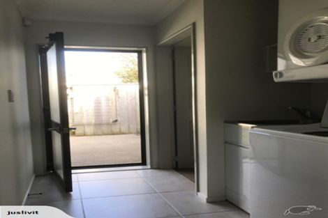 Photo of property in 17a Raumati Terrace, Khandallah, Wellington, 6035