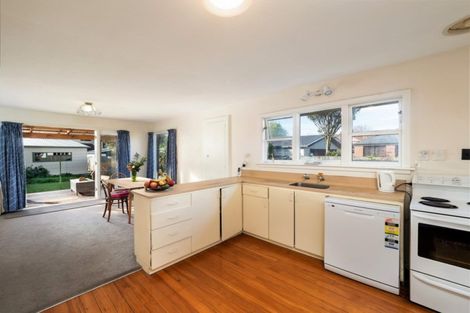 Photo of property in 23 Lochee Road, Upper Riccarton, Christchurch, 8041