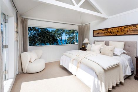 Photo of property in 24 Hamana Street, Narrow Neck, Auckland, 0622