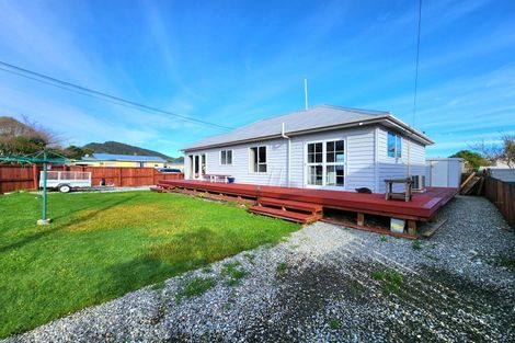 Photo of property in 10 Fox Street, Cobden, Greymouth, 7802