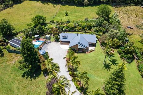 Photo of property in 94 Mccaughan Road, Kerikeri, 0294