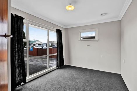 Photo of property in 18 Grey Street, Hawera, 4610