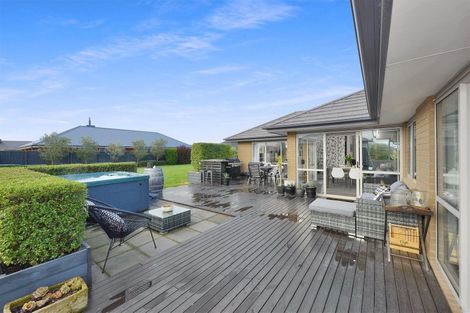 Photo of property in 7 Raymond Place, West Melton, 7618