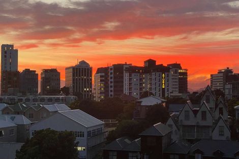 Photo of property in 163 Grant Road, Thorndon, Wellington, 6011