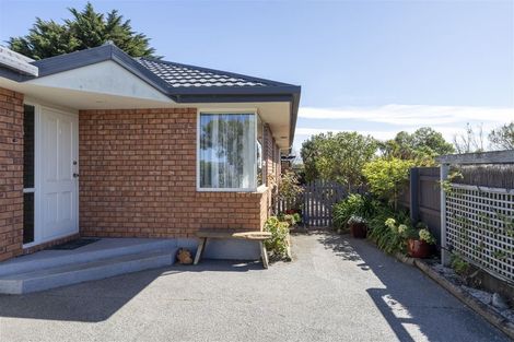 Photo of property in 38 Beach Road, North New Brighton, Christchurch, 8083
