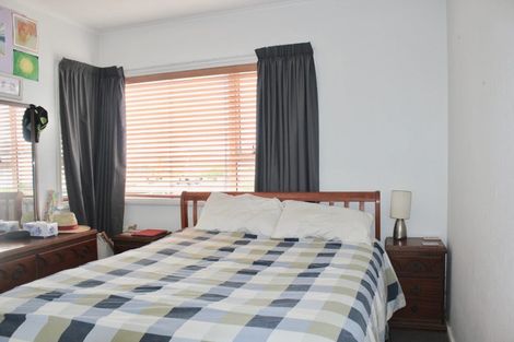 Photo of property in 5c Rosebank Road, Avondale, Auckland, 1026