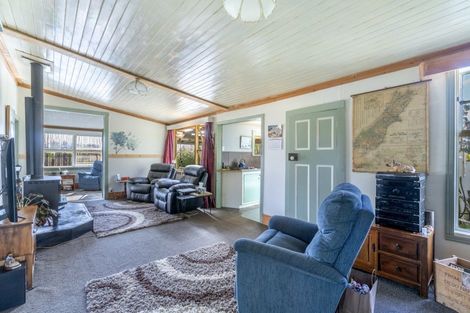 Photo of property in 9 Derby Street, Wairio, Otautau, 9689