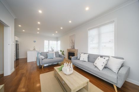 Photo of property in 9 Milverton Avenue, Hokowhitu, Palmerston North, 4410