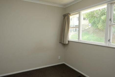 Photo of property in 113 Parkvale Road, Karori, Wellington, 6012