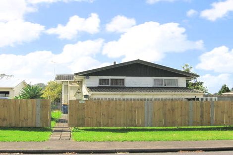 Photo of property in 6 Aquarius Avenue, Glen Eden, Auckland, 0602