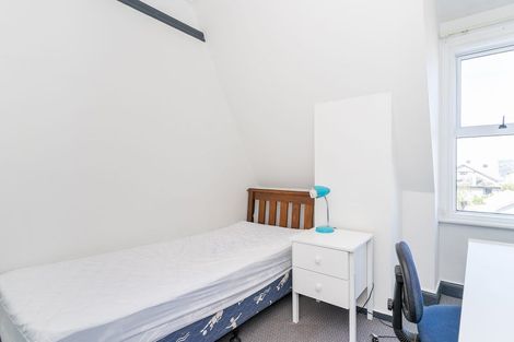 Photo of property in 39 Royal Terrace, Dunedin Central, Dunedin, 9016