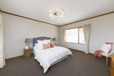 Photo of property in 37 East Street, Terrace End, Palmerston North, 4410