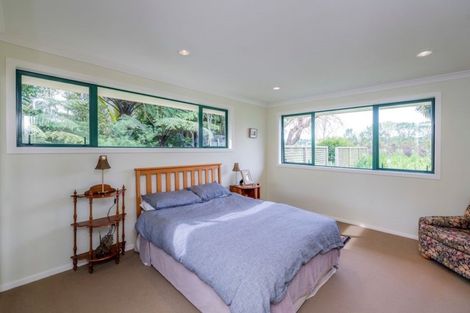 Photo of property in 33 Mokena Kohere Street, Manakau, Levin, 5573