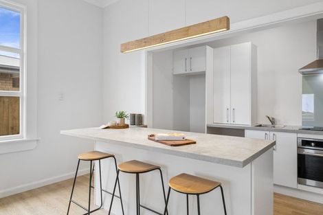 Photo of property in 172 Shaw Avenue, New Brighton, Christchurch, 8083