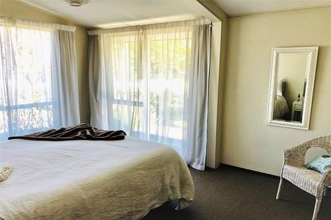 Photo of property in 21 Hunter Crescent, Wanaka, 9305