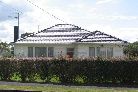 Photo of property in 55 Beaubank Road, Kelston, Auckland, 0602