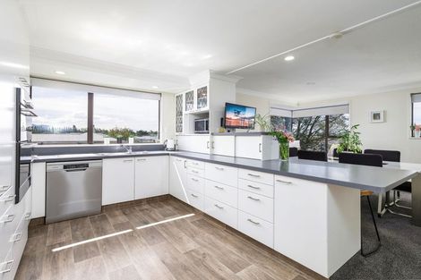 Photo of property in 6 Exeter Street, Waimate, 7924