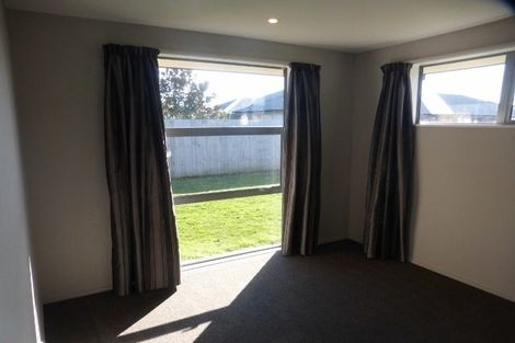 Photo of property in 92 Beaumont Drive, Rolleston, 7614