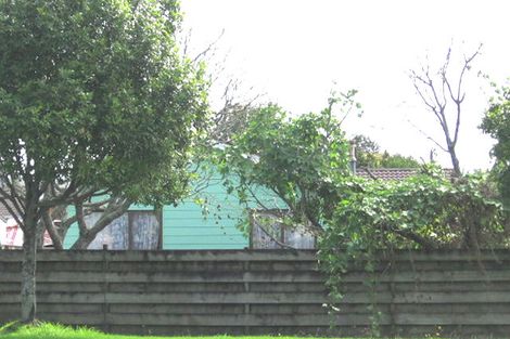 Photo of property in 335 Swanson Road, Ranui, Auckland, 0612