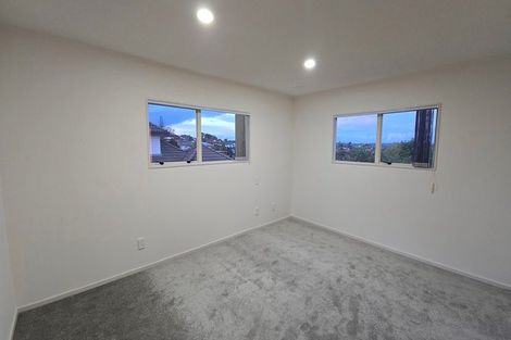Photo of property in 2/9 Kells Place, Botany Downs, Auckland, 2010