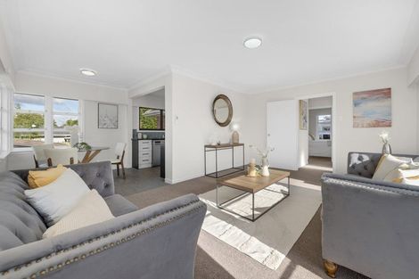 Photo of property in 12 Clayton Road, Manurewa, Auckland, 2102
