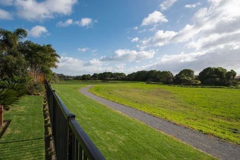 Photo of property in 56 Carrington Drive, Papamoa Beach, Papamoa, 3118