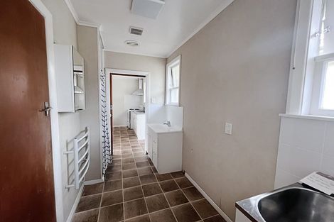 Photo of property in 354 College Street, West End, Palmerston North, 4410