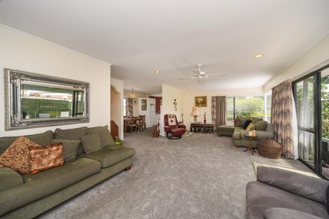 Photo of property in 10 Purdie Place, Milson, Palmerston North, 4414