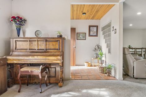 Photo of property in 28 Oceanbeach Road, Mount Maunganui, 3116