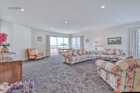 Photo of property in 1/17 Cambric Place, Botany Downs, Auckland, 2010